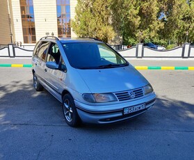 volkswagen-sharan---недорого