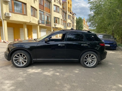 Авто Infiniti fx35