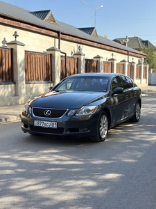 Lexus GS300 в отличном состояний