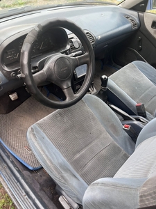 Продам Mazda 323 F BG1990