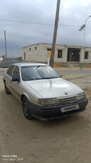 Opel Vectra 1989 г.