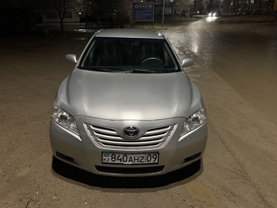 Продам Camry 40.