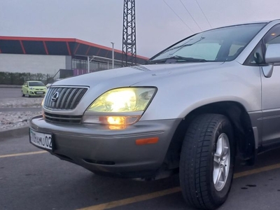 Продам Lexus RX300