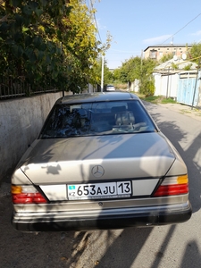 Авто Mersedes benz 124