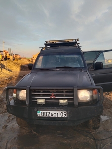 Продам mitsubishi pojero