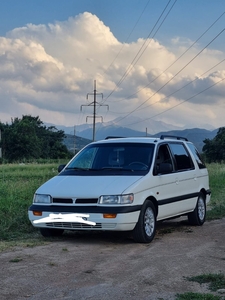 Mitsubishi space wagon 1994г