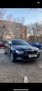 Skoda Superb 2011 год