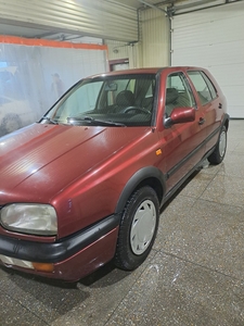 Продам Volkswagen Golf 3