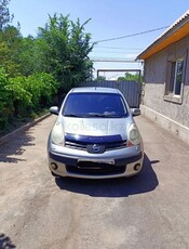 продам-автомобиль-nissan-note