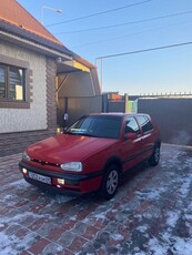 продам-volkswagen-golf-3-в-хорошем-состоянии,на-полном-ходу.