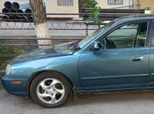 hyundai-elantra-2003-г