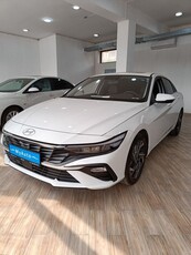 hyundai-elantra-2024г-новый