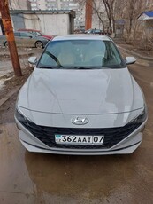 продам-машину-hyundai-elantra