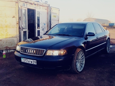 Audi A8 D2 продам