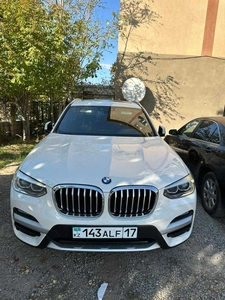 Продаю BMW X3 2020 год в отличном состоянии