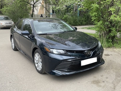 toyota-camry-2020