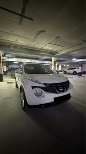 Продам автомашину Nissan juke 2012