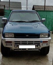 продам-nissan-mistral-1997г.в.,-2.7-дизель.