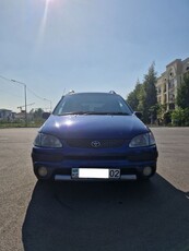 продам-toyota-corolla-spacio-1.6-2wd