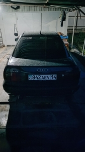 Продам AUDI 80 B4 1993г