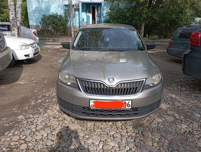 Продам skoda rapid 2014