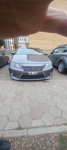 Продам Lexus ES 300h