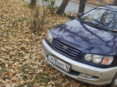 Продам Toyota Ipsum