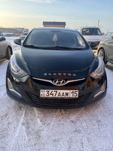 hyundai-elantra-5-поколения