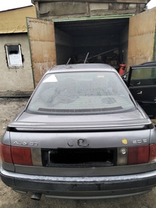 Продам Audi 100.