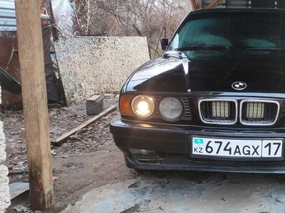 Продам Bmw e34 525