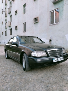 Продам Mercedes-benz c-class 1995 года года