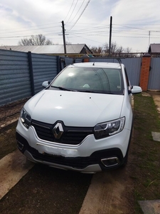 renault-logan-stepway