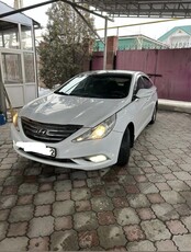 продам-hyundai-sonata-2014-года