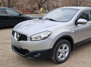 nissan-qashgai-2011