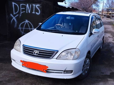 Продам машину Toyota Nadia