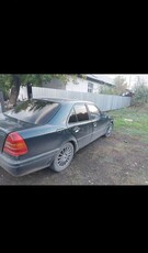 продам--mercedes-benz-c-180