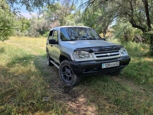 продам--chevrolet-niva