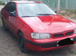 toyota-carina-e-1.6