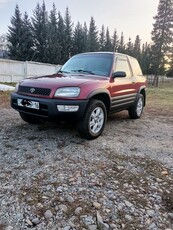 продаётся-rav4-в-хорошем-состоянии.