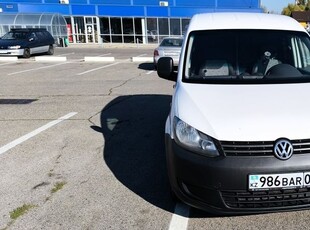 volkswagen-caddy-2012-год