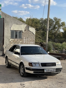 Продается Audi 100 c4