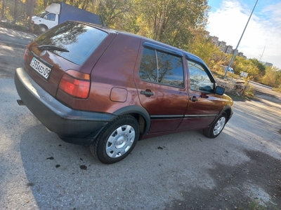 Volkswagen golf 1.8