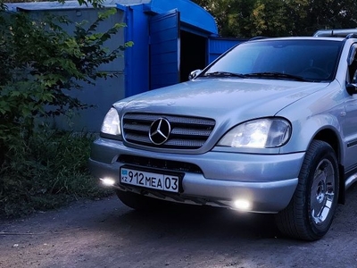 Mercedes w163 ml320