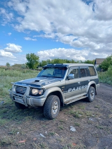 Mitsubishi pajero