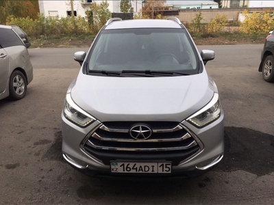 Продам кроссовер Jac S3