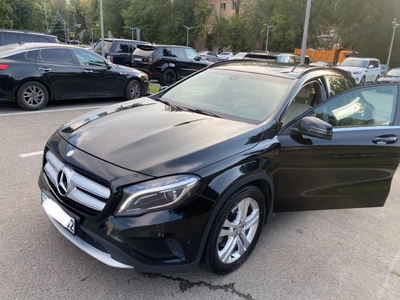 СРОЧНО Продаю Mercedes-Benz GLA250