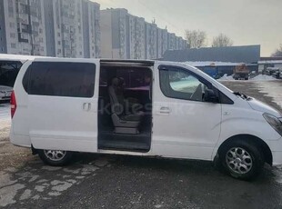 hyundai-starex-2011-г