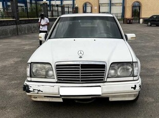 mercedes-benz-e-280_w124-[2-й-рестайлинг]