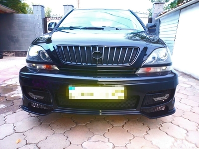 Продам автомобиль Lexus 300 RX