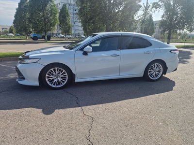 Продаётся Toyota camry